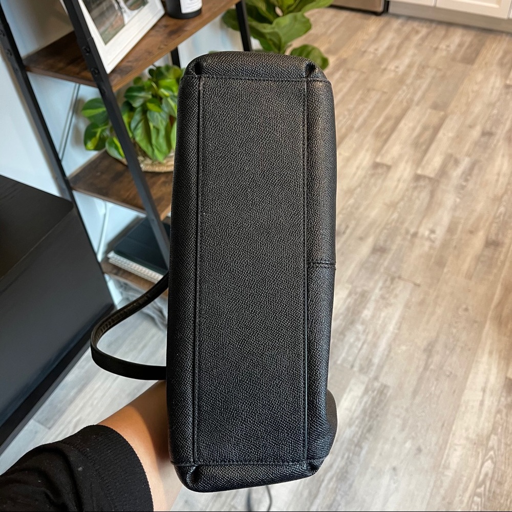 Coach Crossbody Bag - Picture 4 of 7